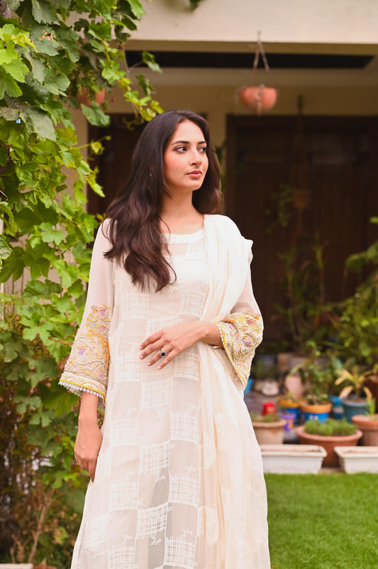 Garden Breeze Embroidered Kaftan